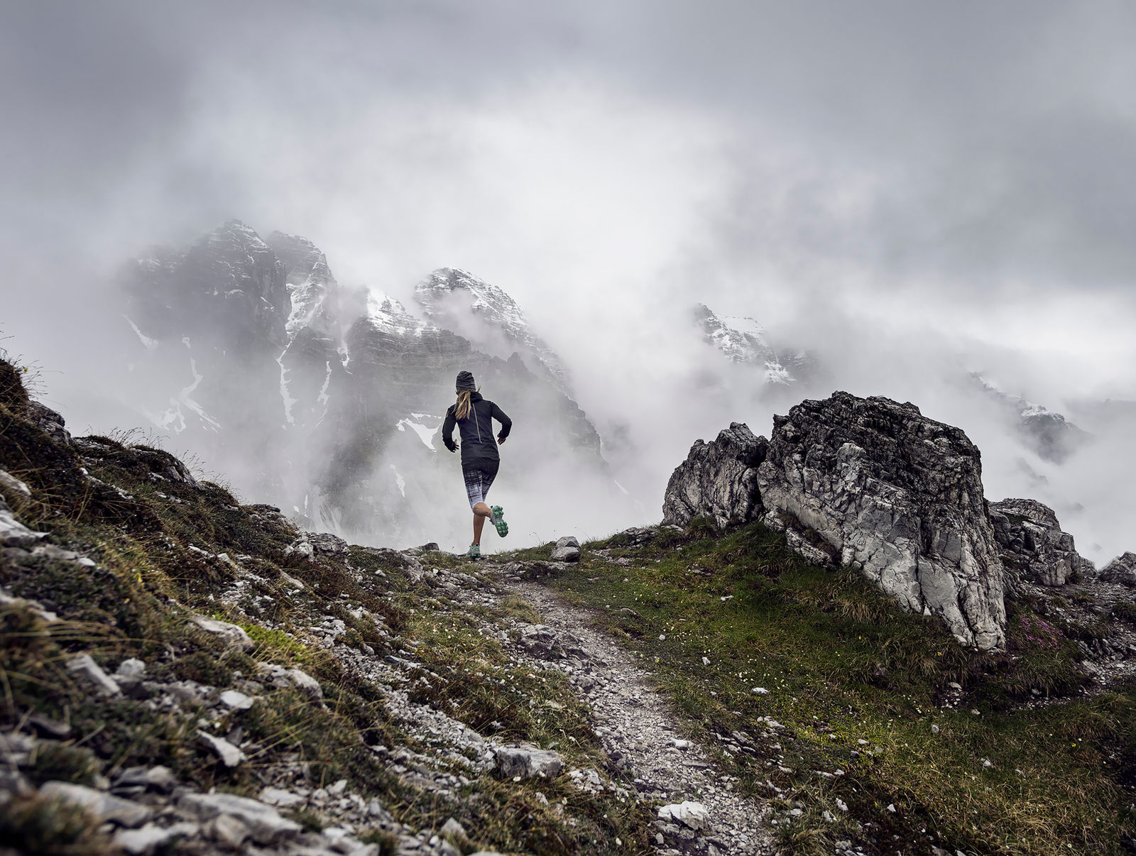 Massage sportif et Ultra Trail : Une Approche Holistique de la Préparation et de la Récupération.